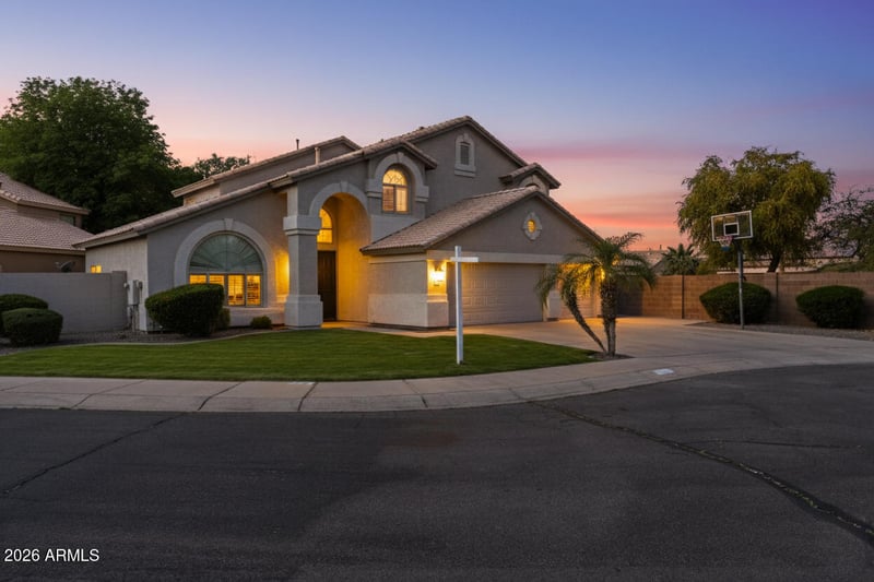 418 Burk St, Gilbert, AZ 85296
