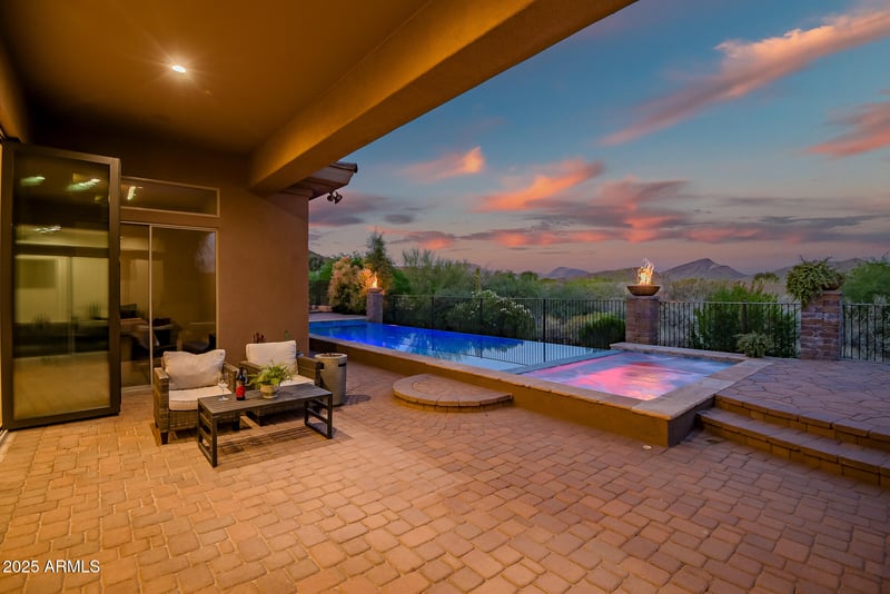 41809 La Cantera Dr, Anthem, AZ 85086
