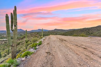 41811 72nd St #-, Cave Creek, AZ 85331