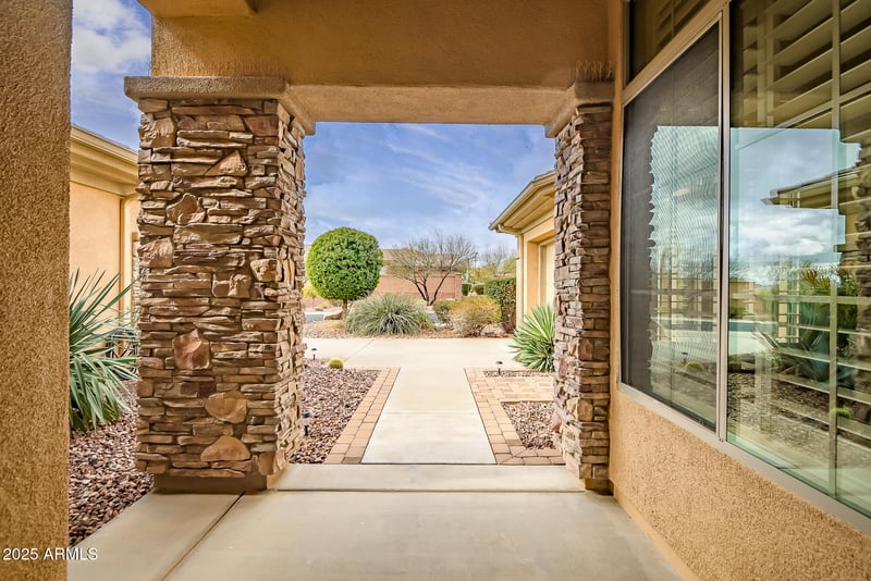 41819 N Anthem Ridge Dr, Phoenix, AZ 85086