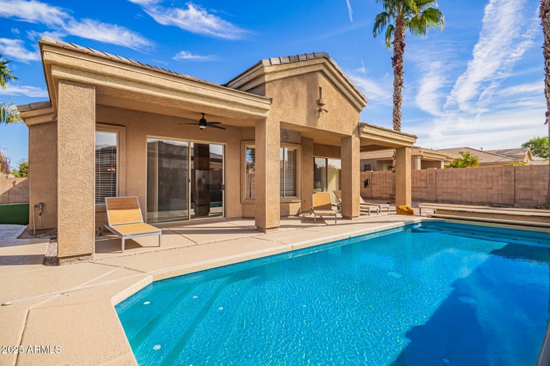 4185 Killarney St, Gilbert, AZ 85298