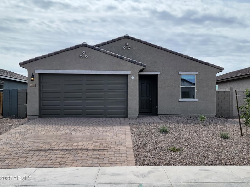 4185 Yolanda Ln, San Tan Valley, AZ 85144