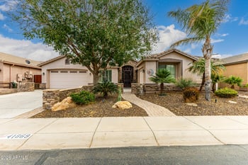 41869 Granada Dr, Maricopa, AZ 85138