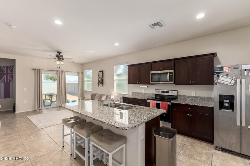 4189 S 243rd Dr, Buckeye, AZ 85326