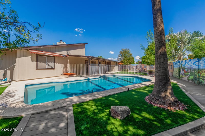 419 Ingram St, Mesa, AZ 85203
