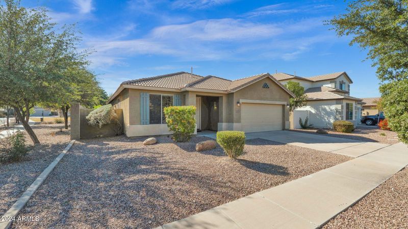 4190 S Splendor Ct, Gilbert, AZ 85297