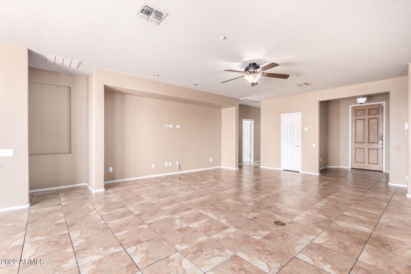 41909 N Celebration Ct, Phoenix, AZ 85086