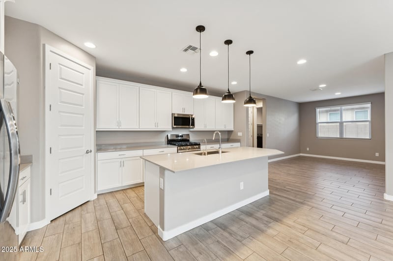 4191 Enmark Dr, San Tan Valley, AZ 85143