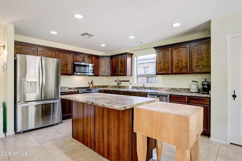 4192 Bonanza Rd, Gilbert, AZ 85297