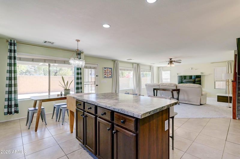 4192 Bonanza Rd, Gilbert, AZ 85297
