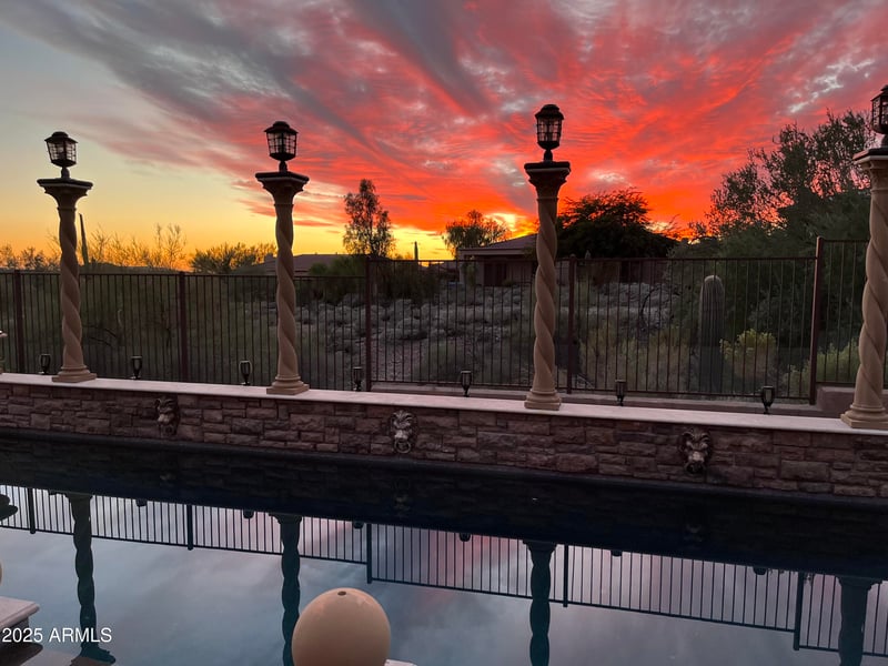 41925 Back Creek Ct, Anthem, AZ 85086