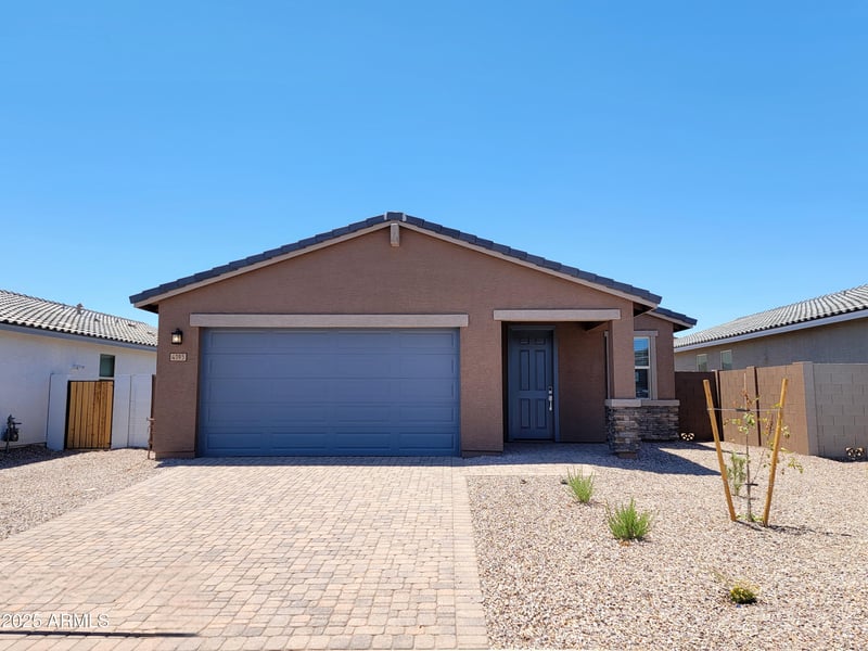 4195 Lisa Ln, San Tan Valley, AZ 85144