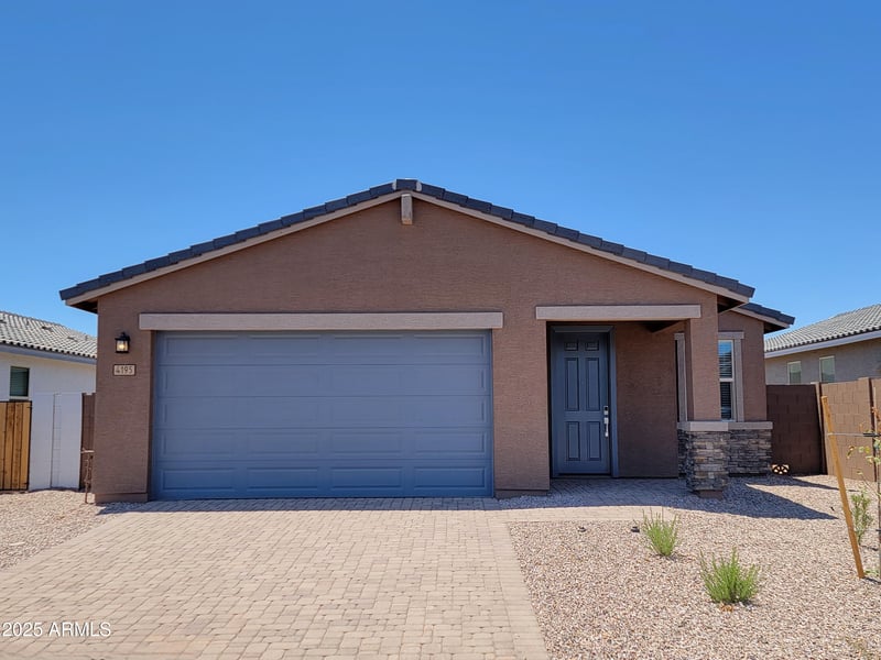 4195 Lisa Ln, San Tan Valley, AZ 85144