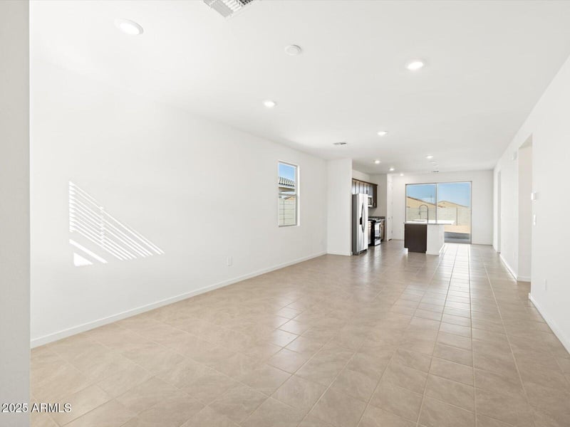 4195 Lisa Ln, San Tan Valley, AZ 85144