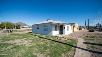 42 Dunlap Ave, Phoenix, AZ 85021