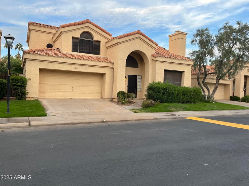 42 La Vieve Ln, Tempe, AZ 85284