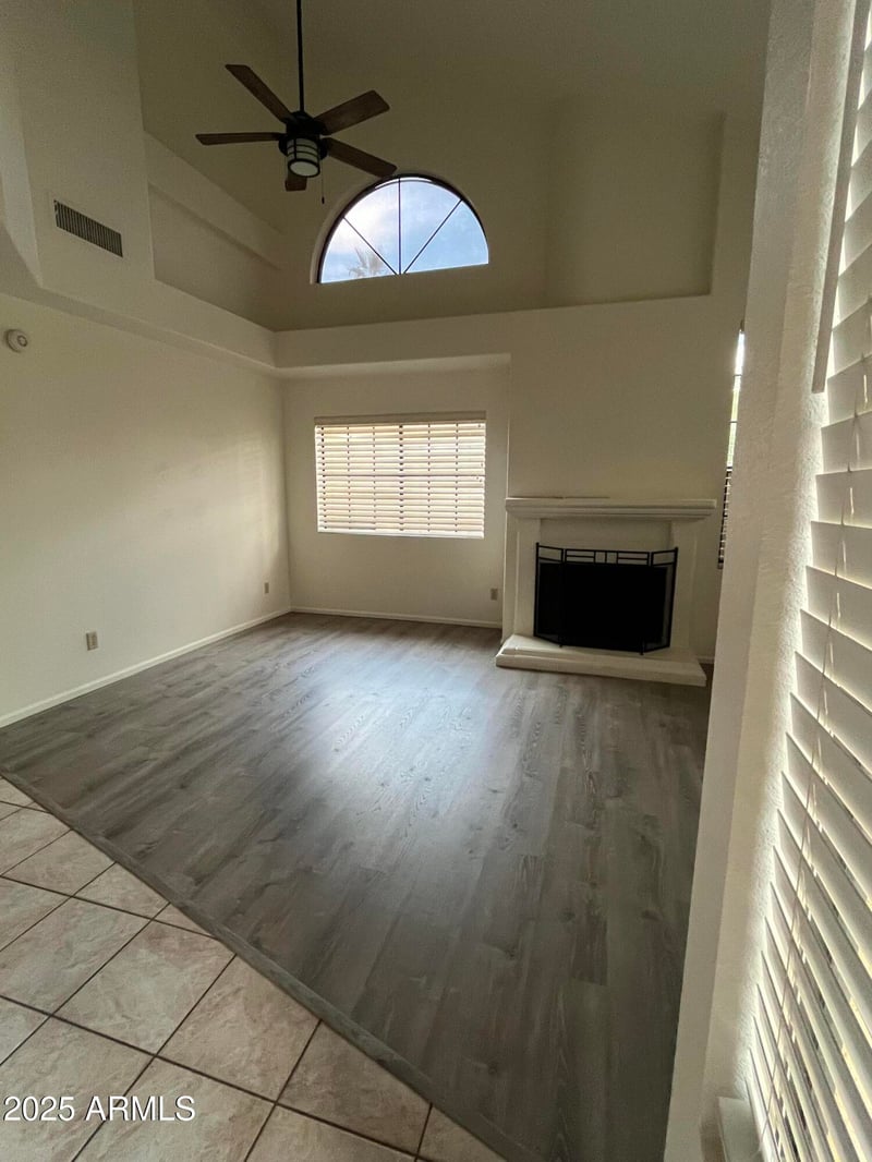 42 La Vieve Ln, Tempe, AZ 85284