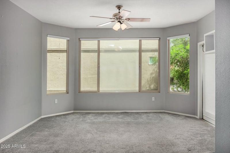 420 1st St #219, Tempe, AZ 85281