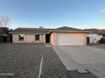 420 Monona Dr, Phoenix, AZ 85027