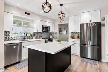 420 S Otero Cir, Litchfield Park, AZ 85340