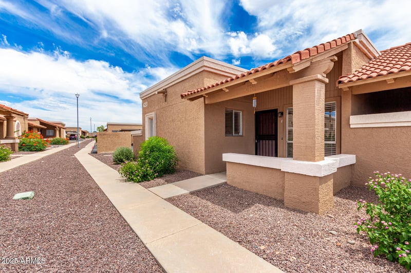 420 Yukon Dr #8, Phoenix, AZ 85027