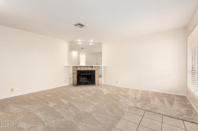 420 Yukon Dr #8, Phoenix, AZ 85027