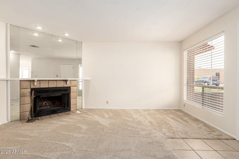 420 Yukon Dr #8, Phoenix, AZ 85027