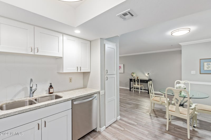 4200 Miller Rd #309, Scottsdale, AZ 85251
