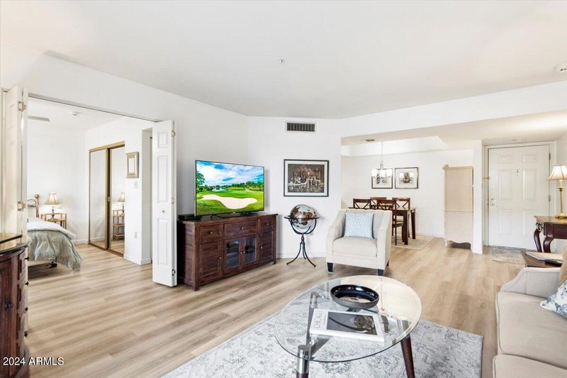 4200 N Miller Rd #221, Scottsdale, AZ 85251