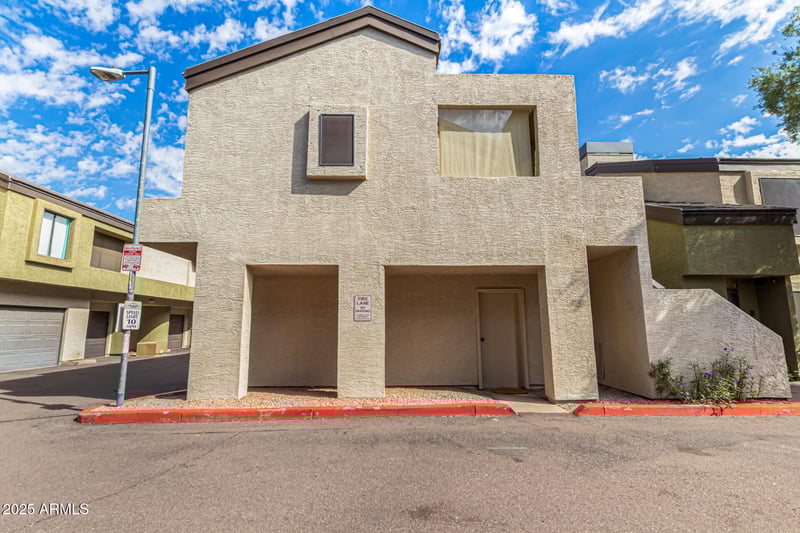 4201 20th St #216, Phoenix, AZ 85016