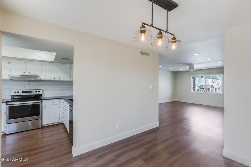 4201 Camelback Rd #100, Phoenix, AZ 85018