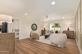 4201 Camelback Rd #14, Phoenix, AZ 85018