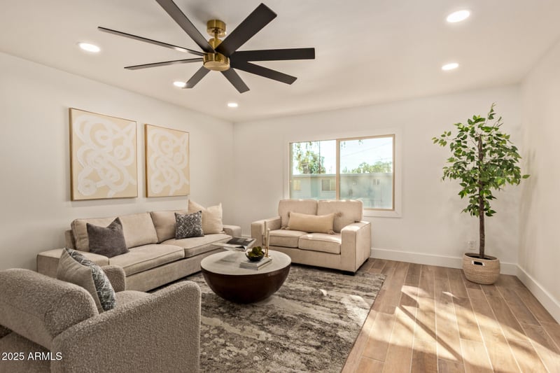 4201 Camelback Rd #28, Phoenix, AZ 85018