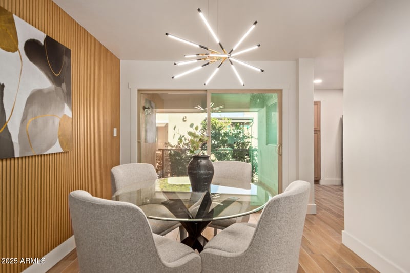 4201 Camelback Rd #28, Phoenix, AZ 85018