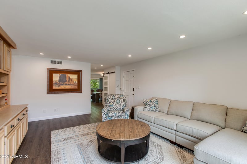 4201 Camelback Rd #34, Phoenix, AZ 85018