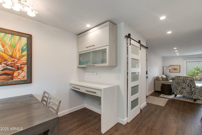 4201 Camelback Rd #34, Phoenix, AZ 85018