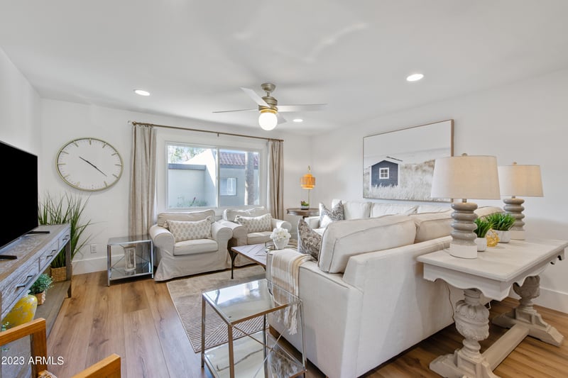 4201 Camelback Rd #38, Phoenix, AZ 85018