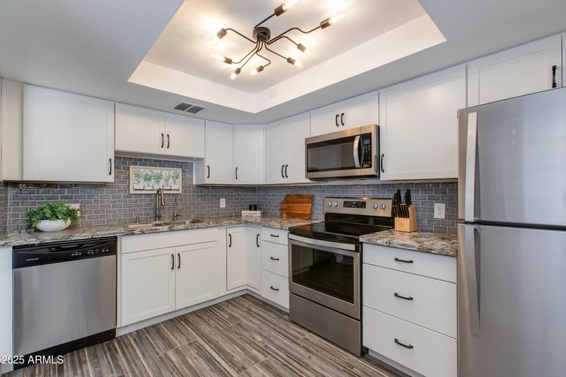 4201 Camelback Rd #41, Phoenix, AZ 85018