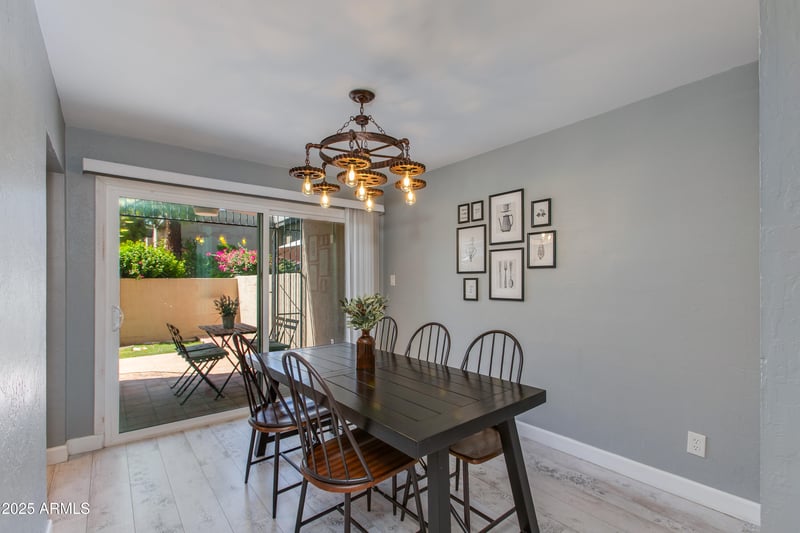 4201 Camelback Rd #41, Phoenix, AZ 85018