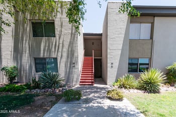 4201 Camelback Rd #51, Phoenix, AZ 85018