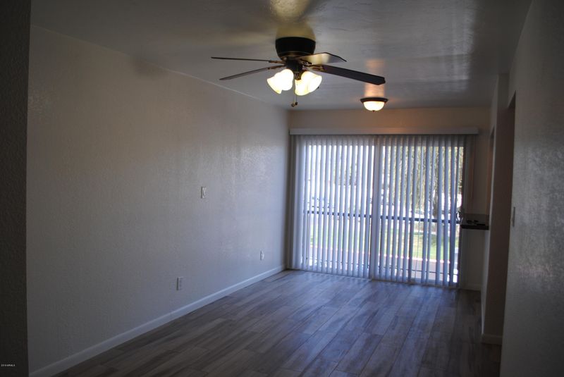 4201 E Camelback Rd #106, Phoenix, AZ 85018
