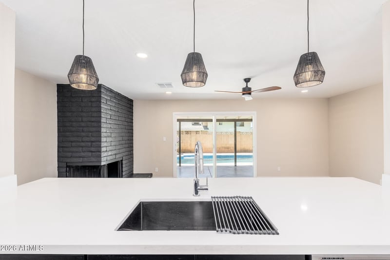 4201 W Luke Ave, Phoenix, AZ 85019