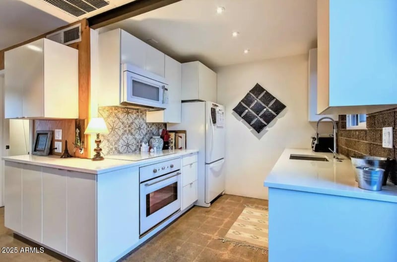 4202 38th St #3, Phoenix, AZ 85018