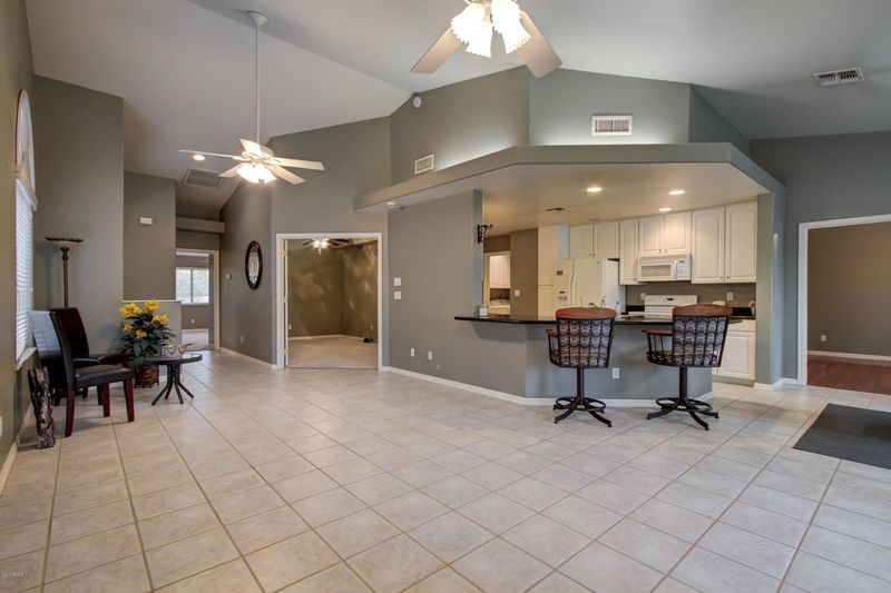 4202 E Broadway Rd #182, Mesa, AZ 85206