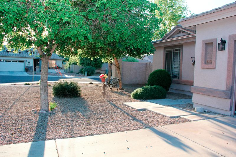 4202 E Loma Vista St, Gilbert, AZ 85295