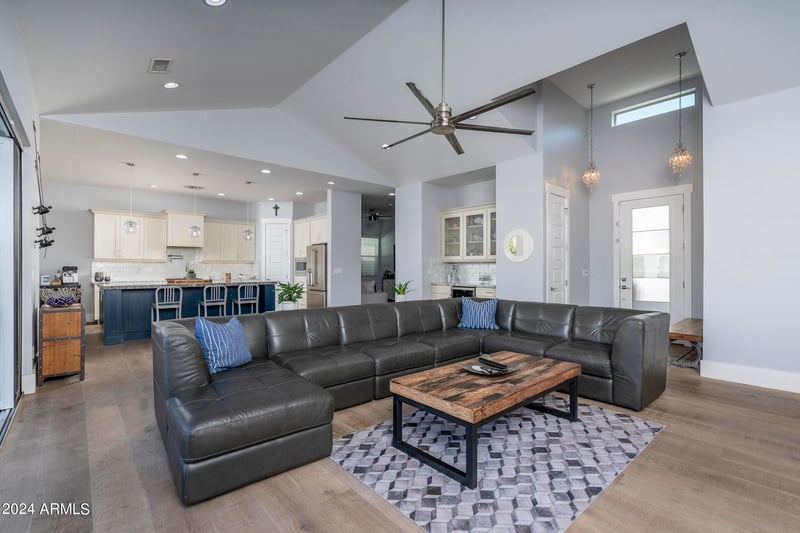 4202 E Sells Dr, Phoenix, AZ 85018
