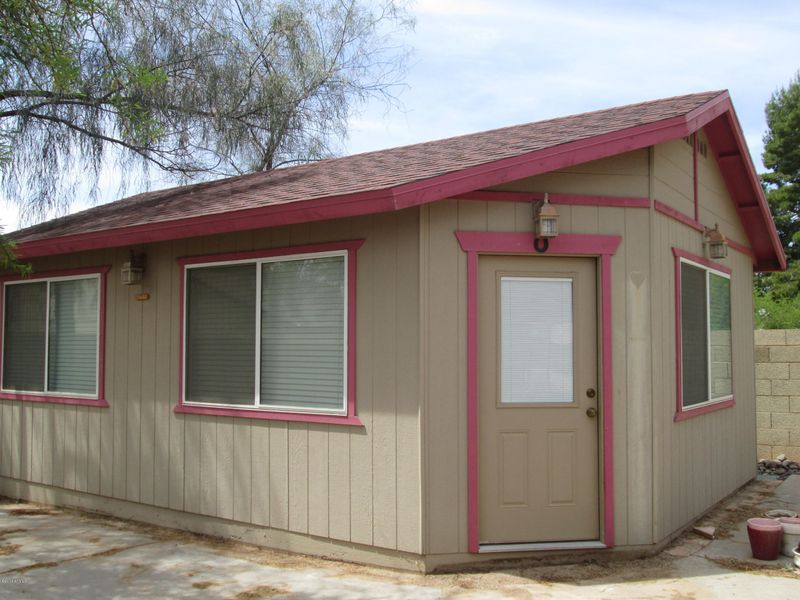 4202 E Sheena Dr, Phoenix, AZ 85032