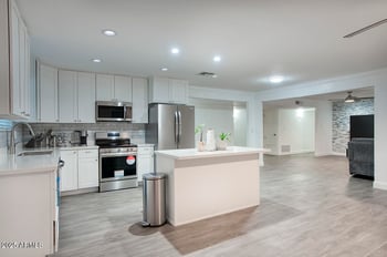 4202 Purdue Ave, Phoenix, AZ 85051