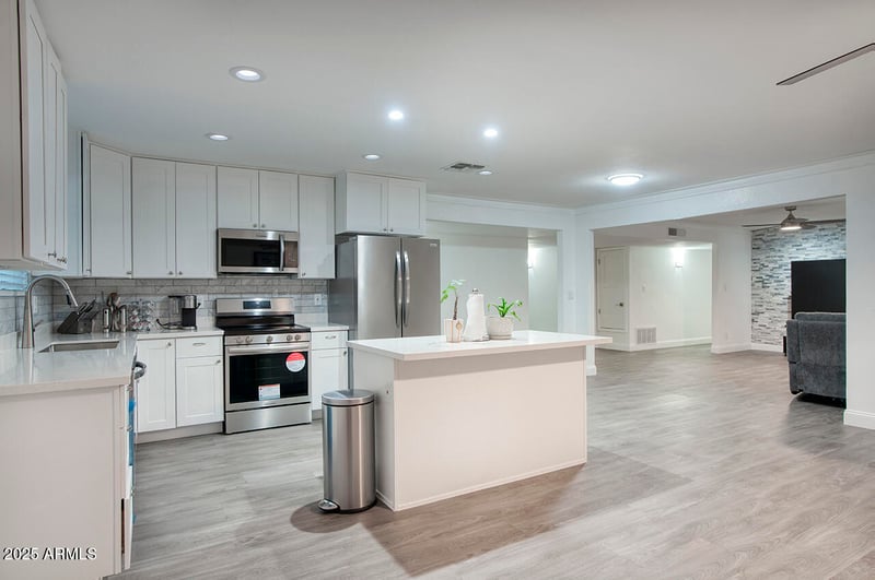 4202 Purdue Ave, Phoenix, AZ 85051