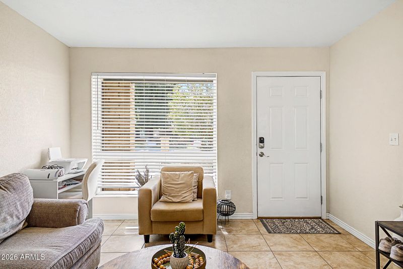 4202 W Aster Dr, Phoenix, AZ 85029
